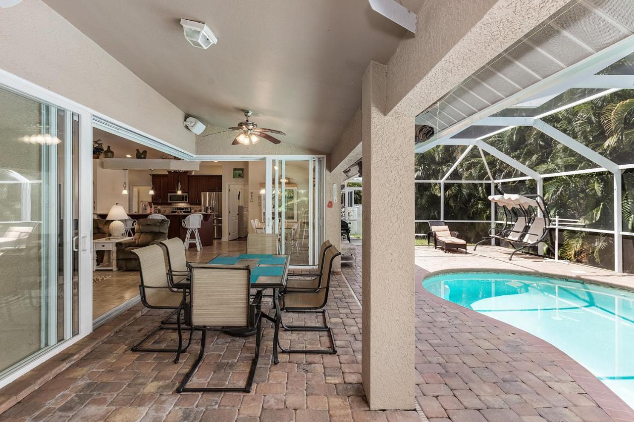 Luxury Home, Hot Tub, Heated Pool, Tiki Bar - Villa Spain Cape Coral Exterior foto