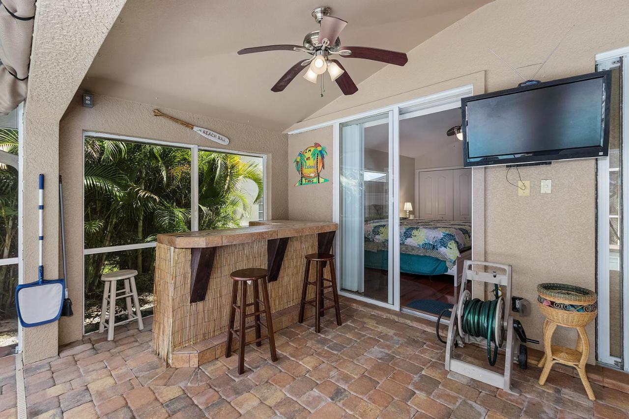 Luxury Home, Hot Tub, Heated Pool, Tiki Bar - Villa Spain Cape Coral Exterior foto