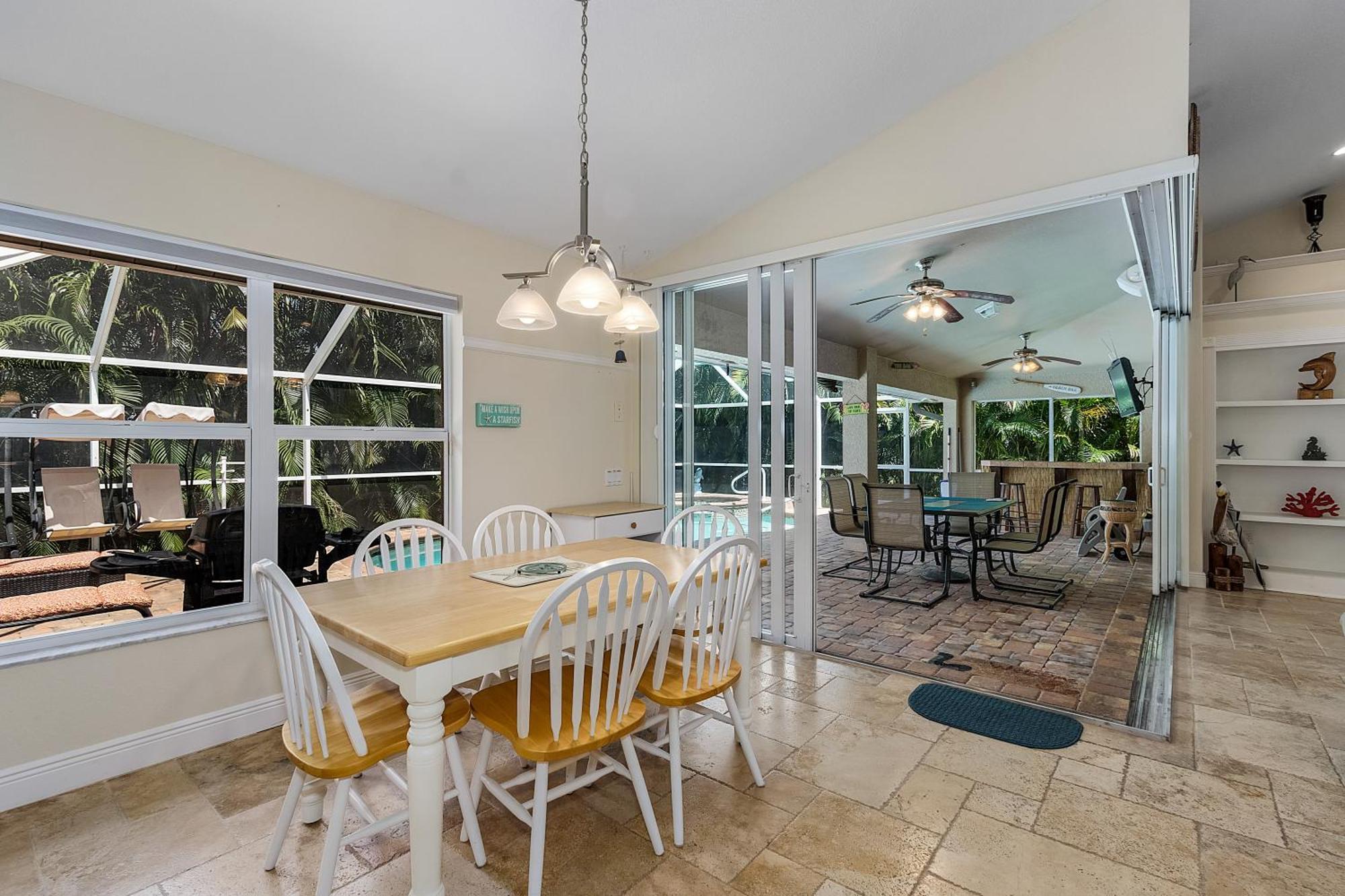 Luxury Home, Hot Tub, Heated Pool, Tiki Bar - Villa Spain Cape Coral Exterior foto
