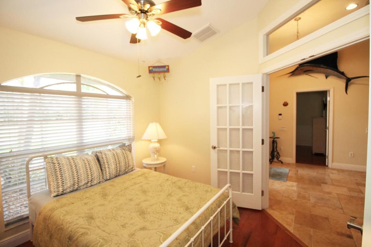 Luxury Home, Hot Tub, Heated Pool, Tiki Bar - Villa Spain Cape Coral Exterior foto